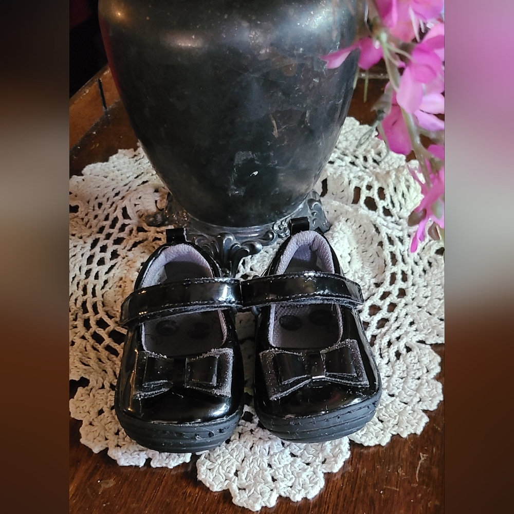 Stride rite dress shoes size 3 toddler/ baby